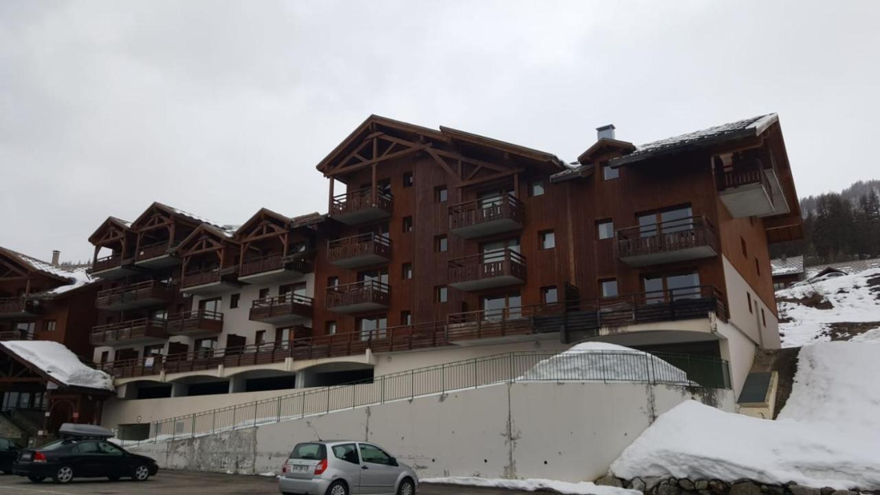 Skis Aux Pieds Station 1800 Dame Blanche Appartement Puy-Saint-Vincent